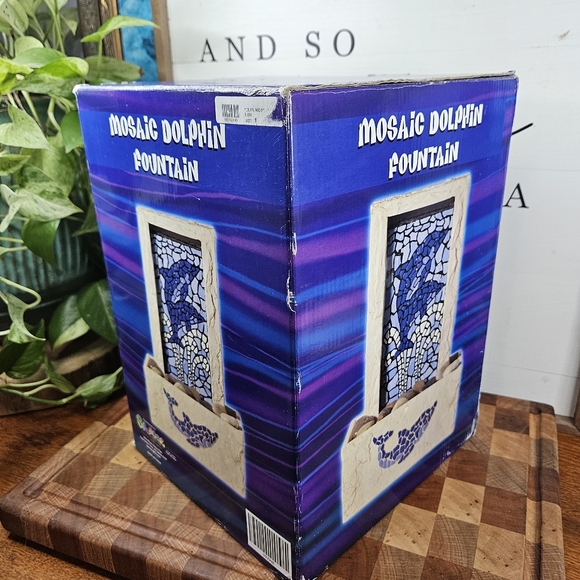 Mosaic Dolphin Fountain Spencer Gift New - Picture 4 of 7